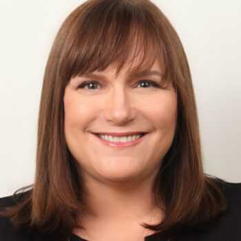 Cindy's headshot